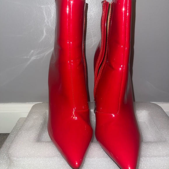 Akira heels size 9 - Picture 2 of 6